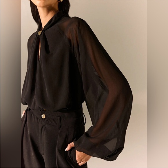 Commense Black Semi-Sheer Chiffon Blouse with Gold Neckline Large Ladies - Picture 5 of 9